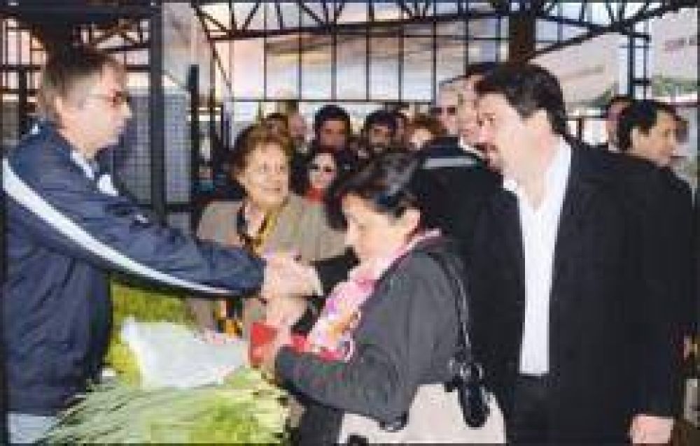 Para Closs, a un mes de su inauguraci�n el Mercado Concentrador es un �xito