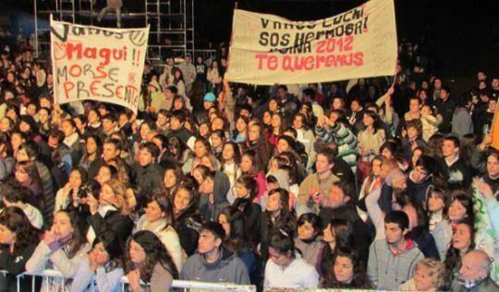Alrededor de 30.000 j�venes disfrutaron de la Fiesta de la Primavera