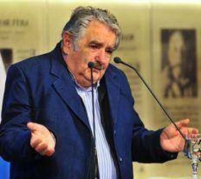 Mujica defendi� las medidas para fomentar el turismo