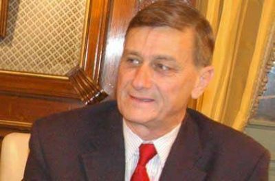 �Para superar la crisis hay que pensar en la Naci�n y no acomodar las elecciones seg�n la conveniencia�