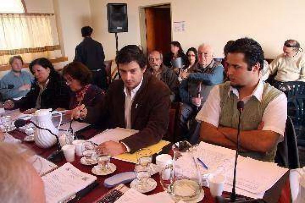 Concejales extendieron el descubierto a Goye