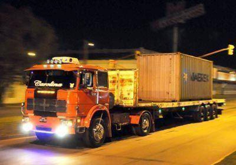 El puerto perdi� de exportar unas 30 mil toneladas por falta de portacontenedores