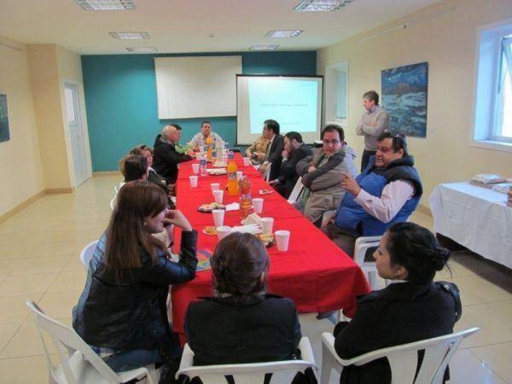 INFUETUR, Municipio y Aerol�neas buscan posicionar a R�o Grande en la vidriera nacional