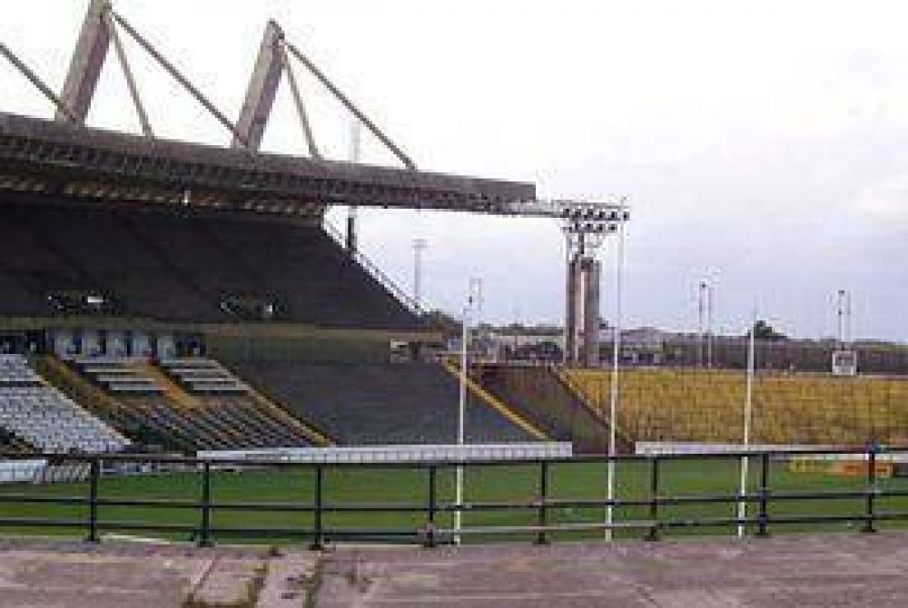 �Todos los estadios del pa�s est�n por encima del Minella�