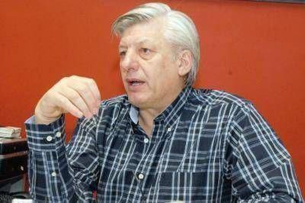 Schneider pidi� a Di Pierro gestiones por el aeropuerto