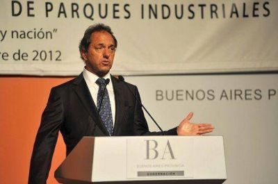Daniel Scioli encabez� un almuerzo con 500 industriales de la UIPBA