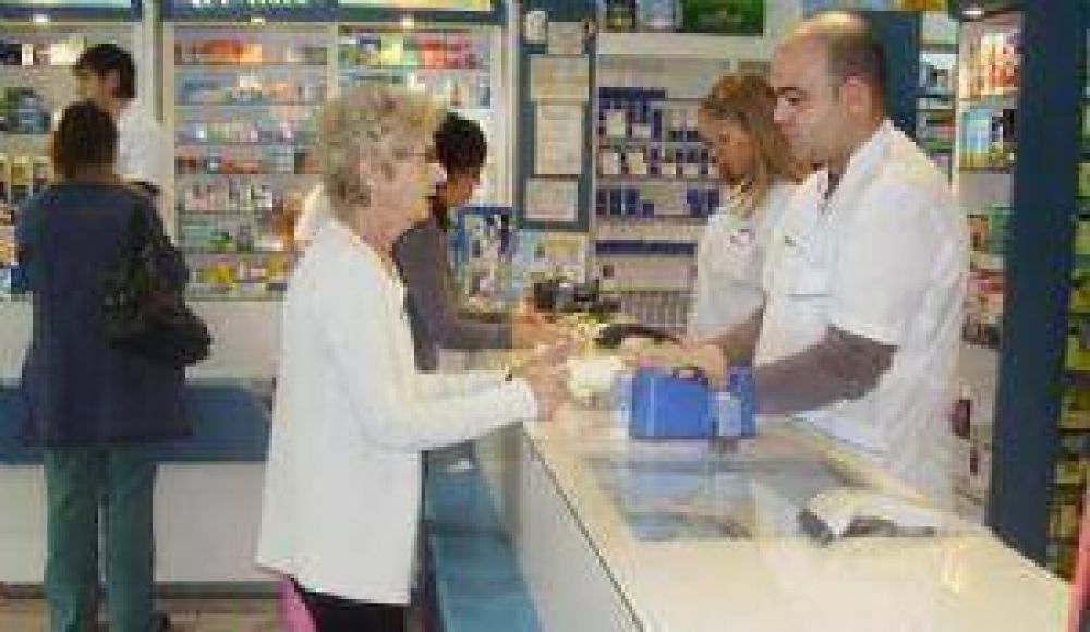 En las farmacias, una dosis puede valer $300