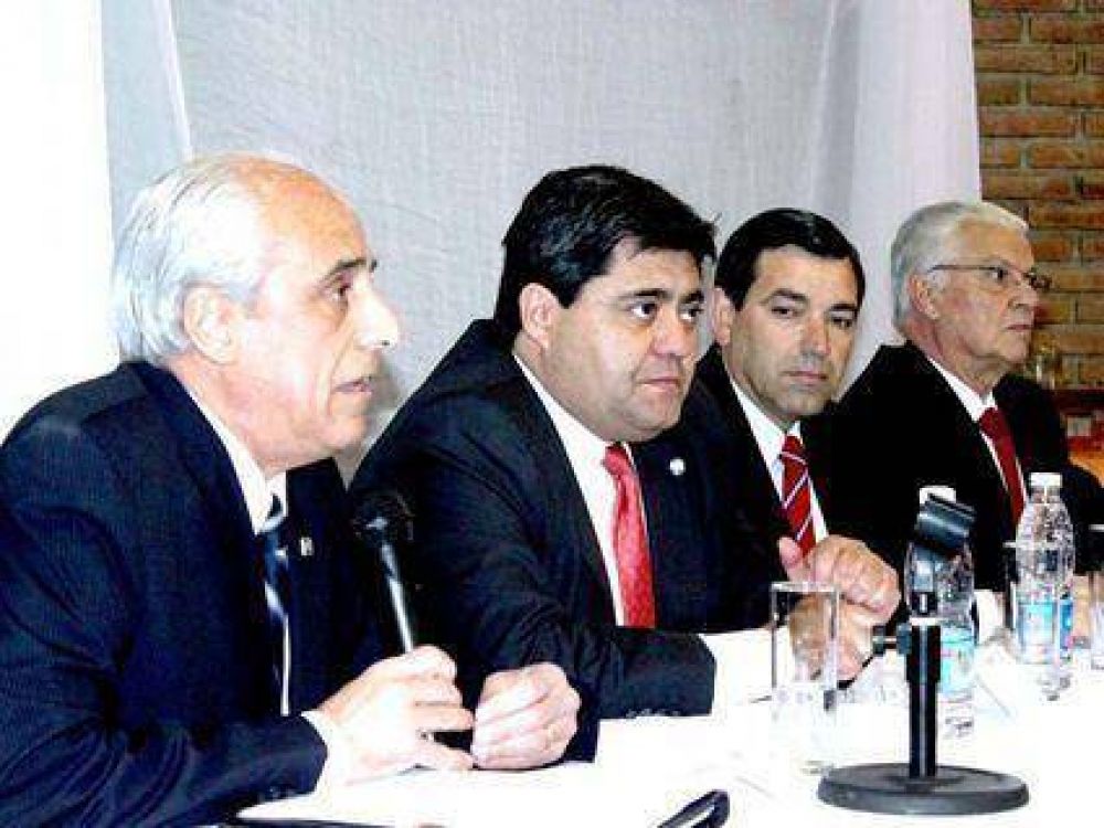 Comenzaron las jornadas  De IDERA 
