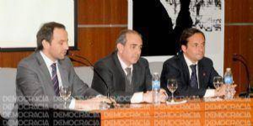 Entregaron los certificados de �Asistente en el Arte de Cuidar�