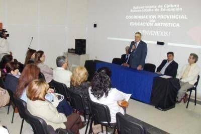 Reimpulsan la educaci�n Secundaria integral local 