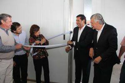 Inauguraron planta de fr�o para productores ajeros