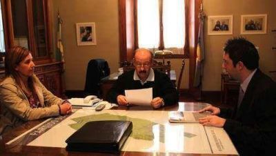 El inttendente recibi� a la nueva jefa de la estaci�n meteorol�gica local