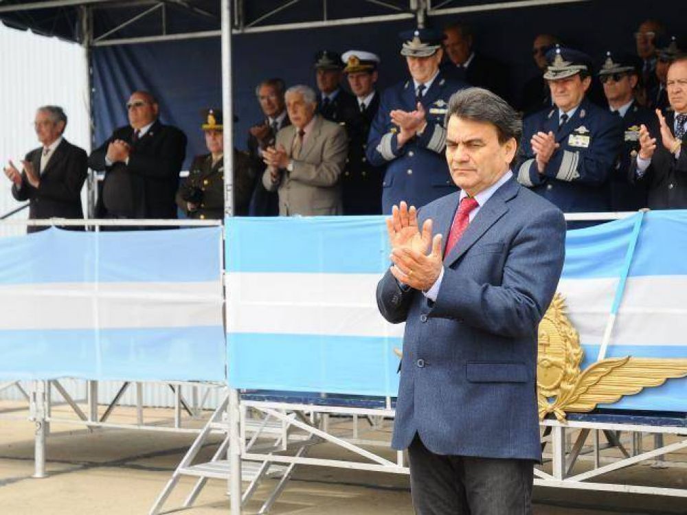 69 a�os del �rea Material