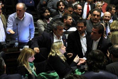 La legislatura denunciar� a Lubertino ante el INADI por discriminaci�n
