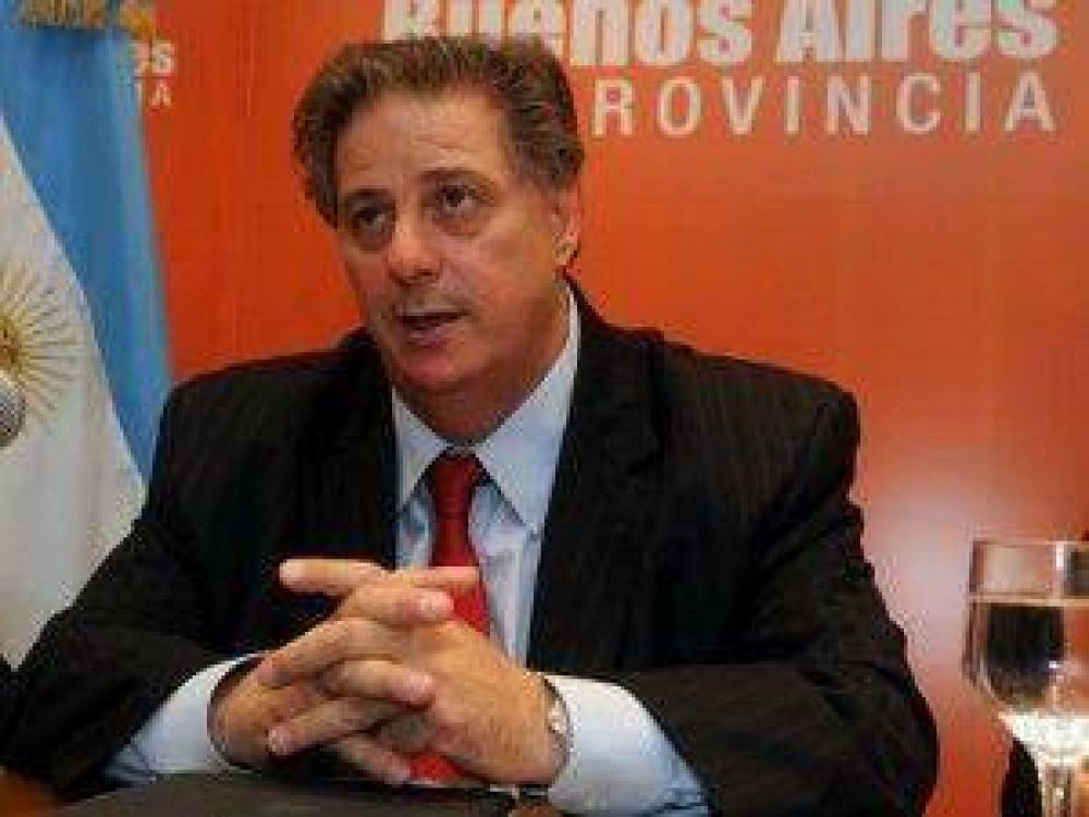 El ministro Alejandro Collia adelant� en Radio Brisas la probable fecha de inauguraci�n del CEMA