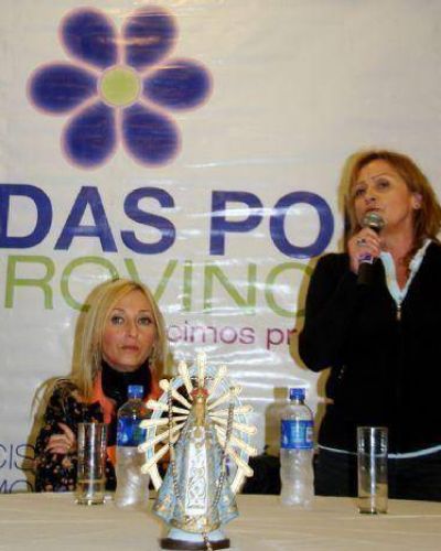 M�nica L�pez: �Debemos volver a tomar las calles para nuestros hijos, para vivir en libertad�