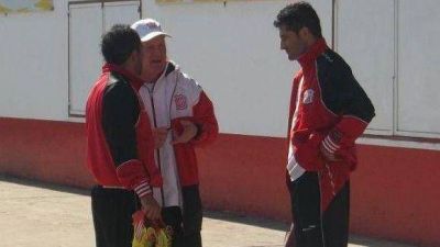 San Mart�n viaja a Salta con Ib��ez y Balvor�n de movida   