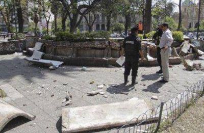 Explosi�n en la plaza Independencia: investigan si fue intencional