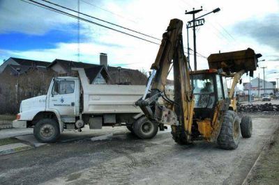 Se contin�a con la reparaci�n de calle Elcano en forma paulatina y por etapas