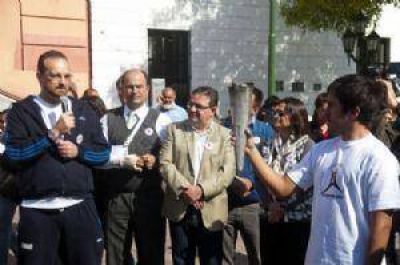 Lanzaron en el �Poli� los Interescolares