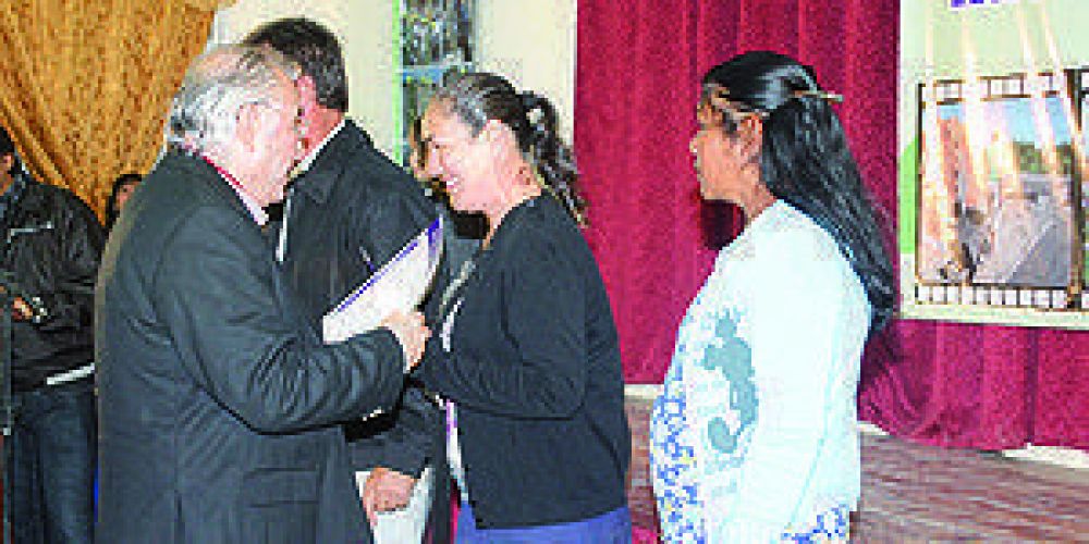 Entregaron cien m�dulos habitacionales en capital