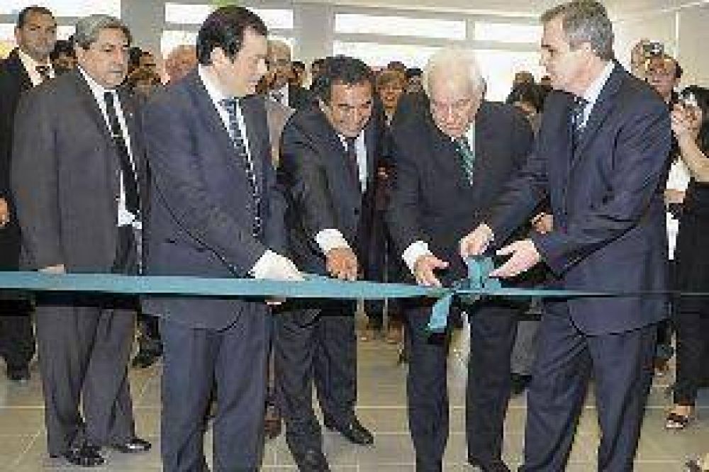 El BSE inaugur� su sucursal N� 40 en la ciudad de Los Telares