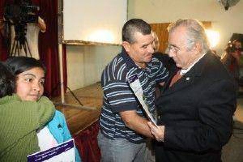 El intendente De Vido cuestiono a radicales por propiciar �medidas demag�gicas sin sustento�