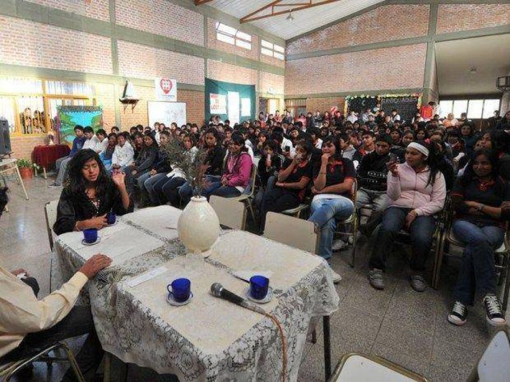 Estudiantes de Solidaridad �degustaron� todos los g�neros 
