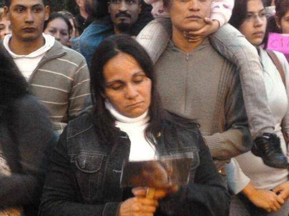 �C�mo le pudieron hacer esto a mi hija� dijo llorando la madre de Ang�lica Ram�rez
