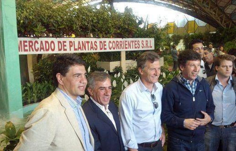 Mauricio Macri junto a Jorge Macri, Jes�s Cariglino y Gustavo Posse