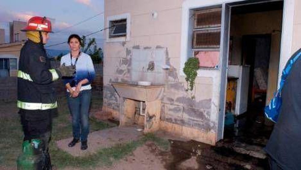 Menores fueron rescatados de milagro de morir en un incendio