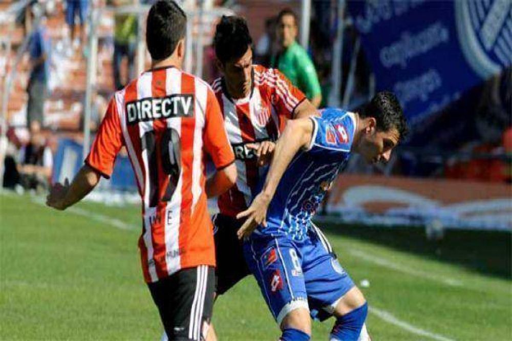 El Pincha se mostr� algo mareado en la definici�n y perdi� la rachita en Mendoza