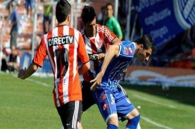 El Pincha se mostr� algo mareado en la definici�n y perdi� la rachita en Mendoza