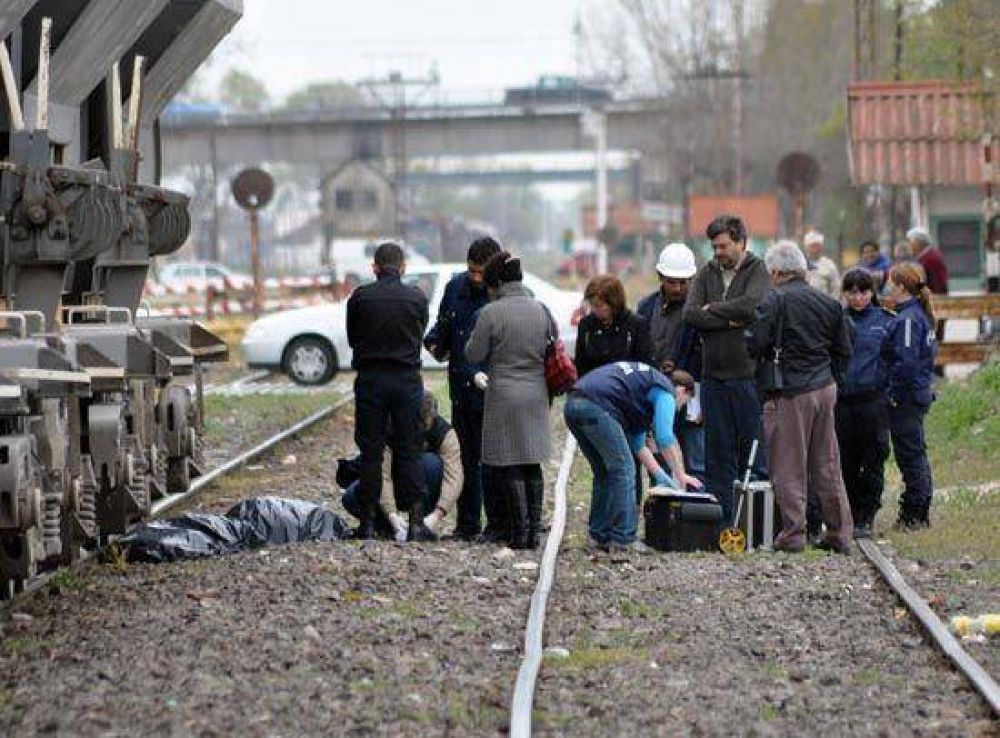 Muri� un joven al arrojarse frente a una formaci�n ferroviaria