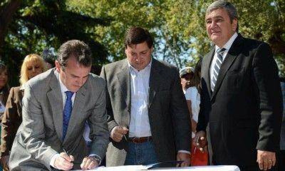 En el d�a del patrono de Las Heras, P�rez anunci� una bater�a de obras para el departamento