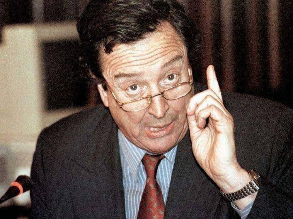 La Procuradora de la Naci�n aval� la destituci�n de Otilio Romano