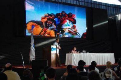 "EMPRENDER 2012" VA 'PUM' PARA ARRIBA