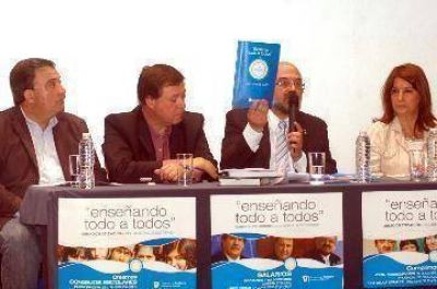 Ense�ar todo a todos, la clave de la ley educativa