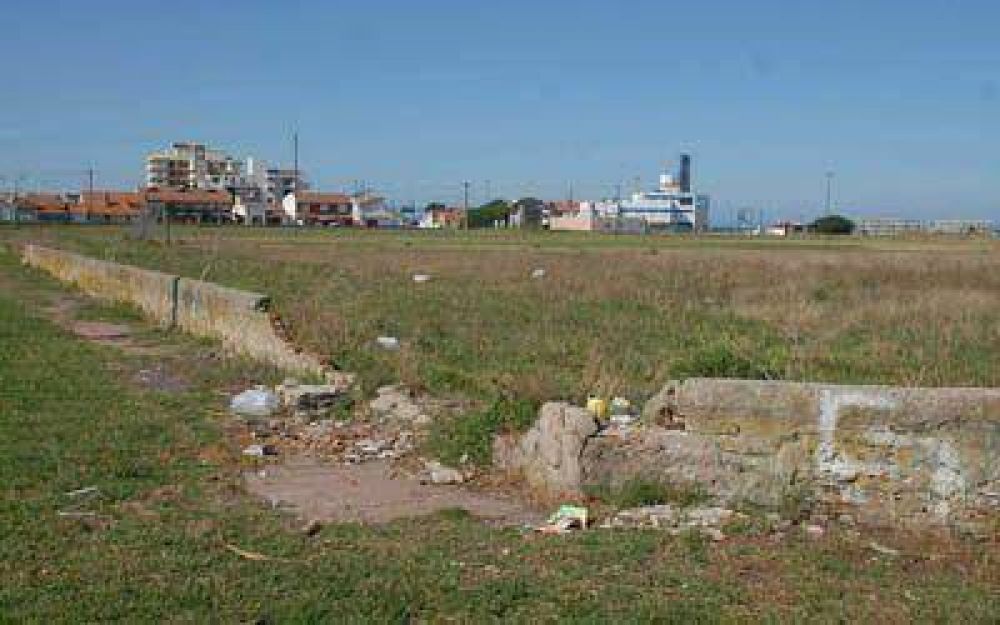 En Parque Luro rechazan plan de viviendas y piden por una plaza