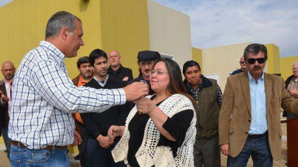 �Para 2013, tendremos un presupuesto muy volcado a las obras de infraestructura�