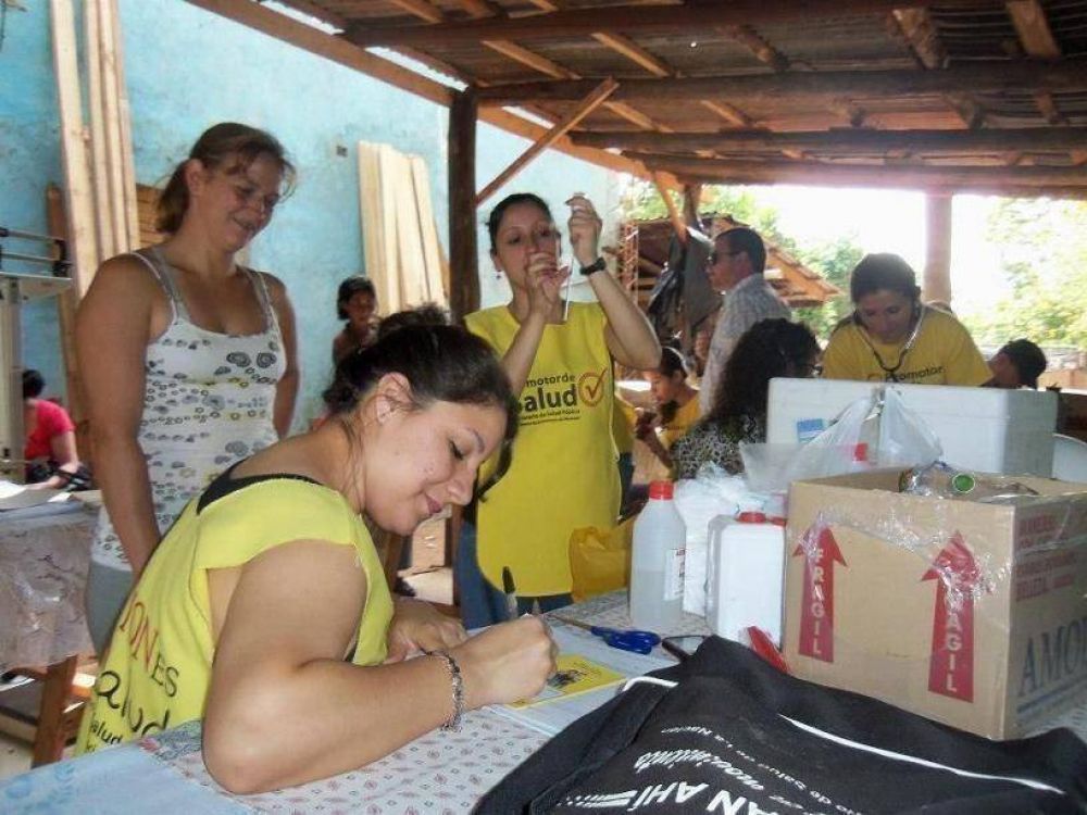Operativo de salud en el comedor Do�a Pila de Candelaria 