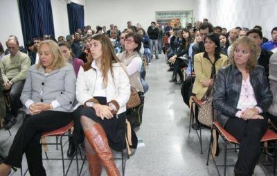 Stella Maris Giroldi: �Yo sigo un camino, una trayectoria, la huella de Jorge Varela�