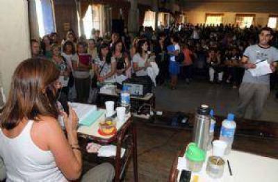 Problemas para conseguir docentes en escuelas