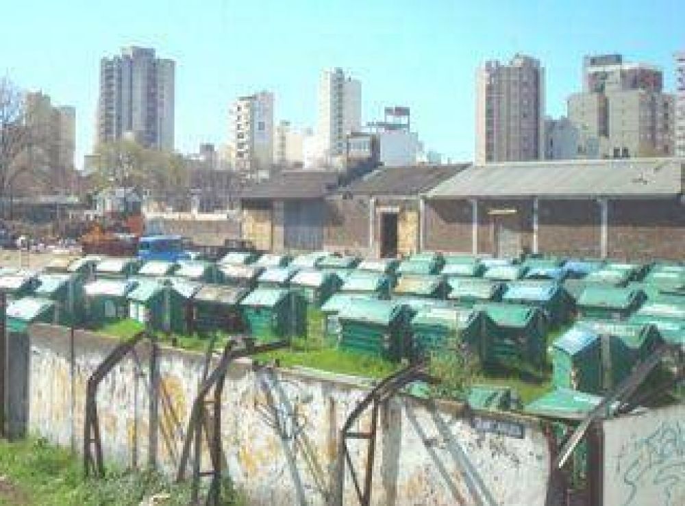 Colapso: La manipulaci�n de basura genera malos olores en pleno centro