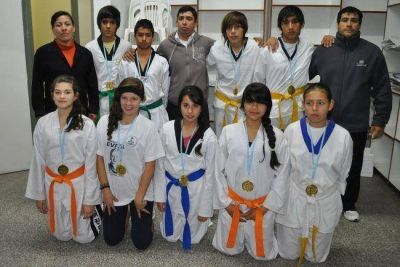 Box, taekwondo y ciclismo con equipos