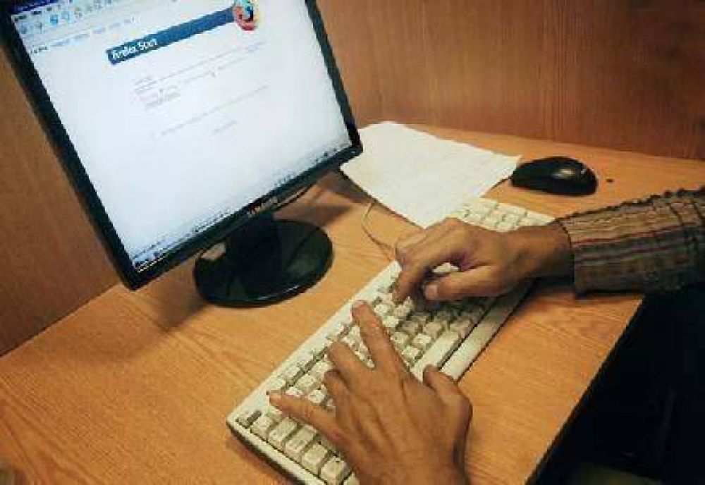 Ser� dif�cil incluir al 50% que a�n no accede a internet