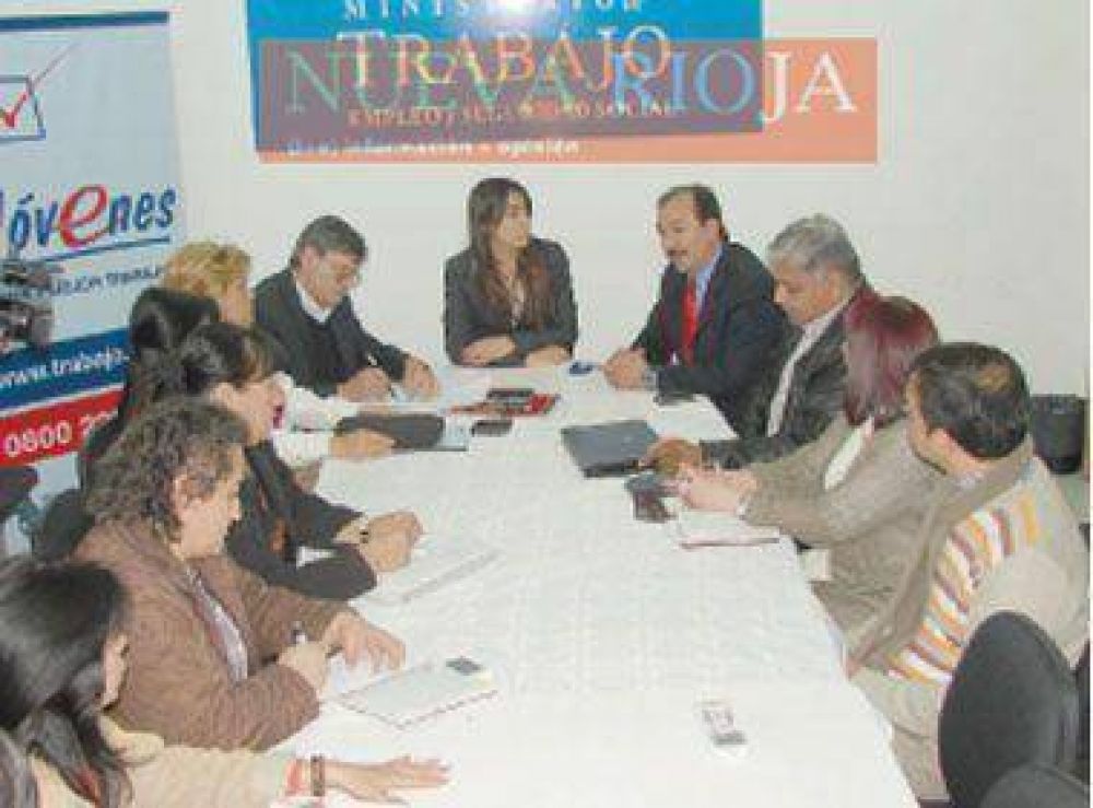 Los docentes cobran el primer tramo del blanqueo salarial