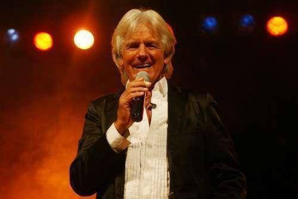 Se present� Sergio Denis en el Teatro Espa�ol