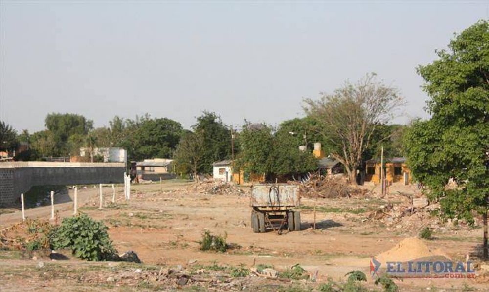 Avenida Jorge Romero: alistan el movimiento de suelo