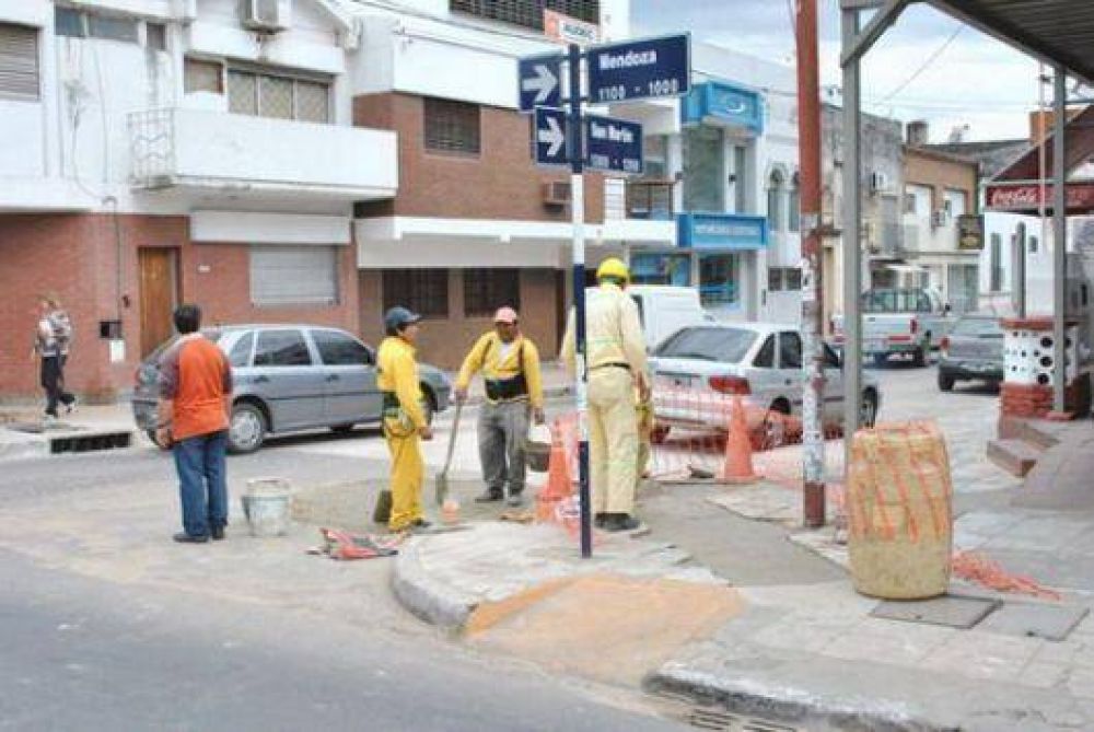 La calle San Mart�n estrenar�a la carpeta asf�ltica en 15 d�as